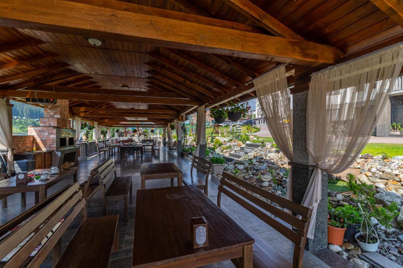 Mardan Palace SPA Resort Bukovel Bagian luar foto