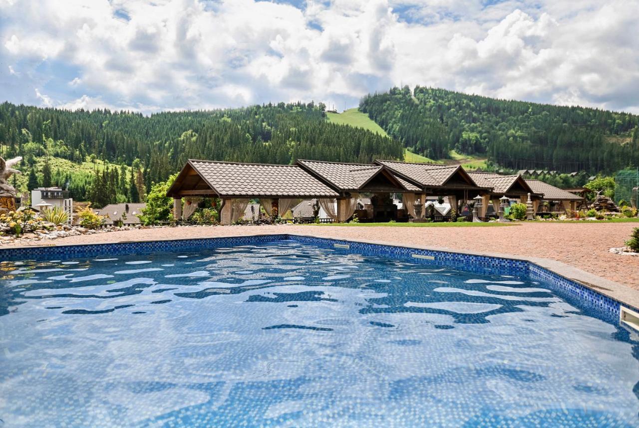 Mardan Palace SPA Resort Bukovel Bagian luar foto