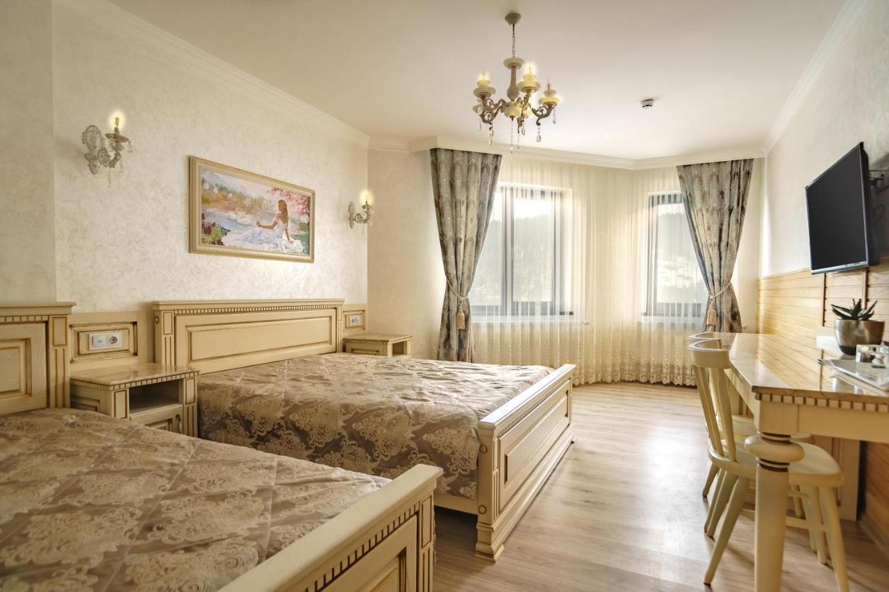 Mardan Palace SPA Resort Bukovel Bagian luar foto