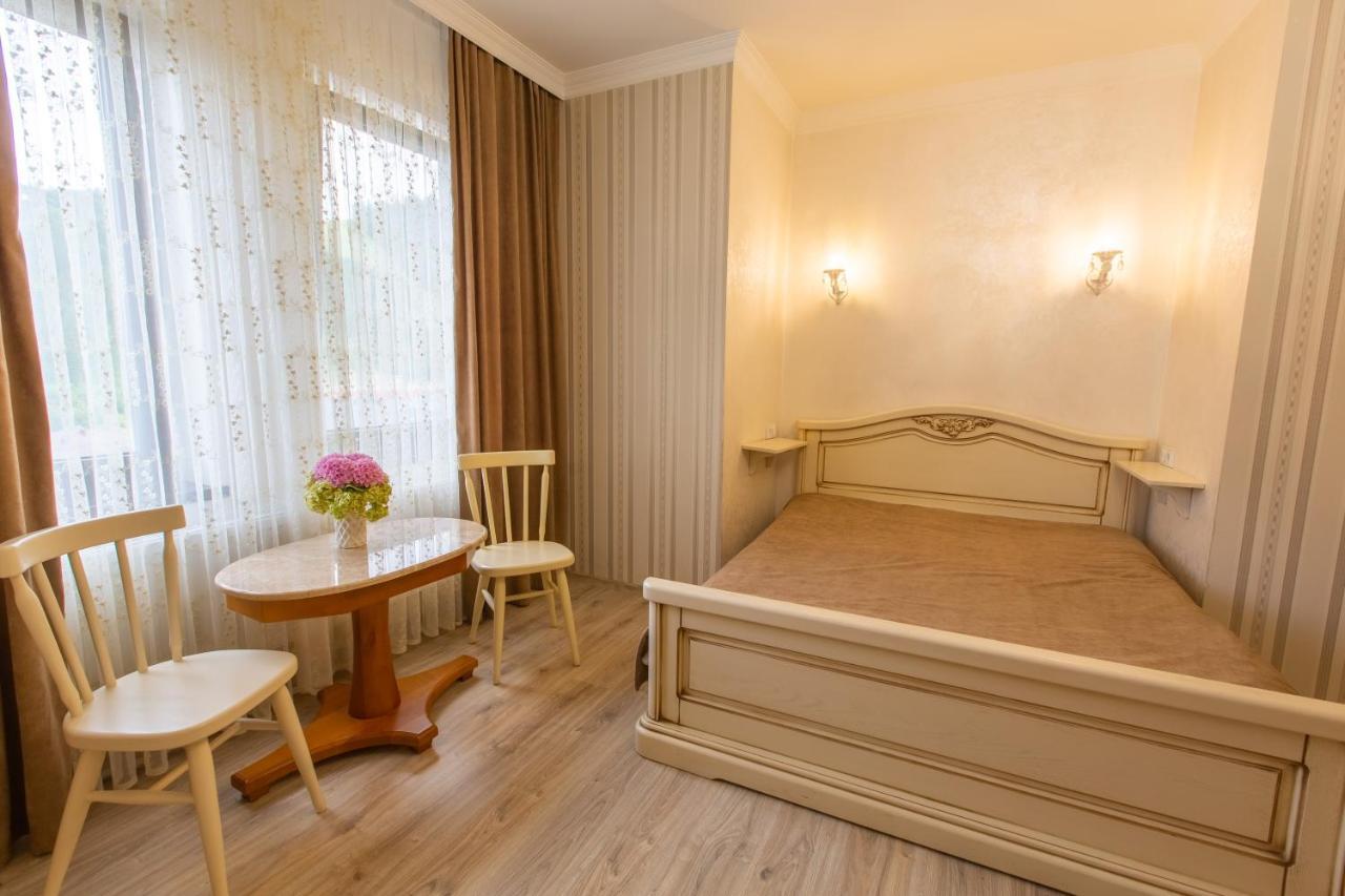 Mardan Palace SPA Resort Bukovel Bagian luar foto